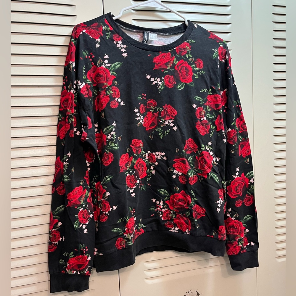 H&M Rose Print floral longsleeve sweater